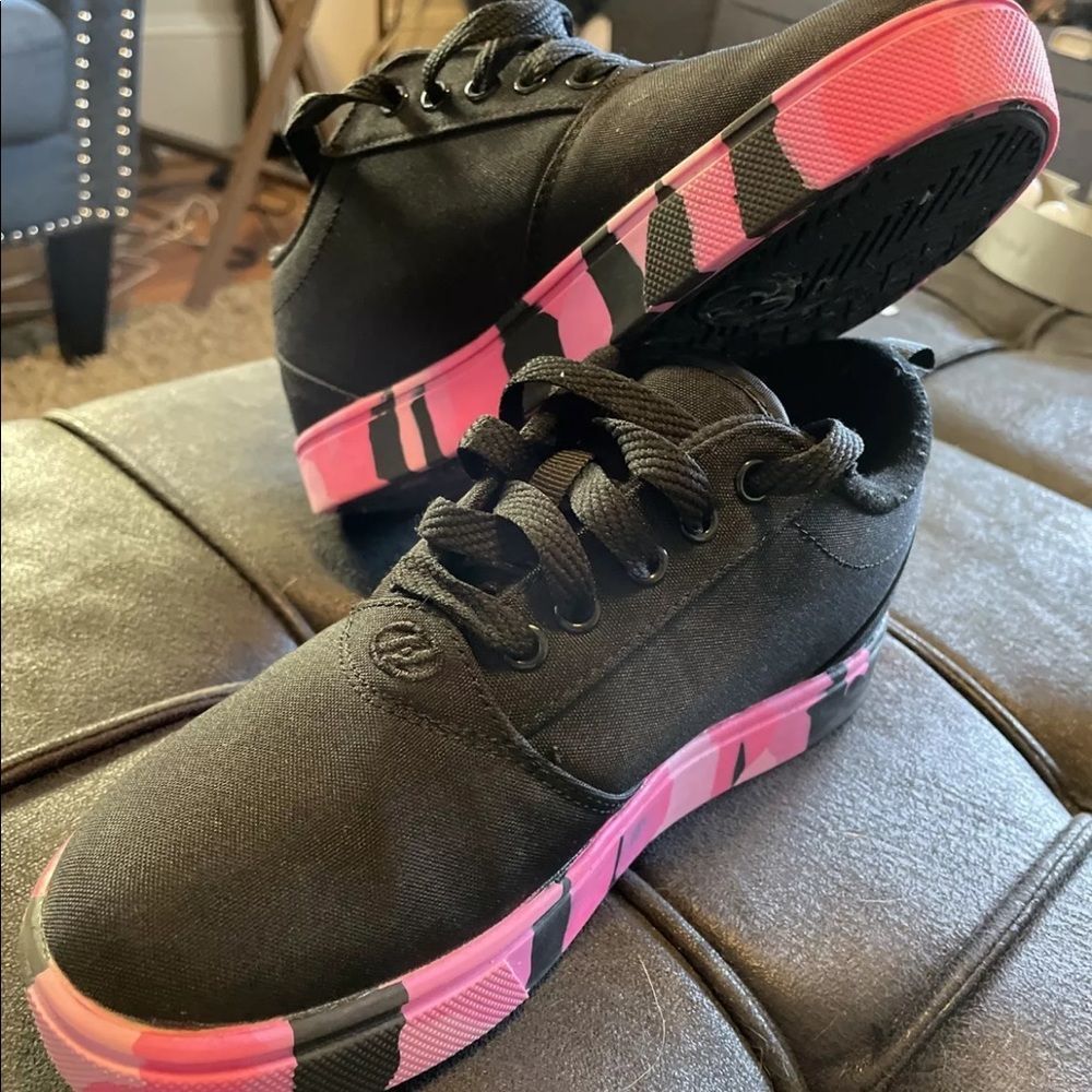 Heelys Pro20 Black And Pink Camo Girls Sneaker Youth Size 4